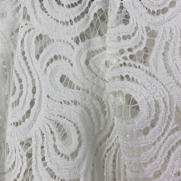 Zara Lace Crop Top - Picture 2 of 5